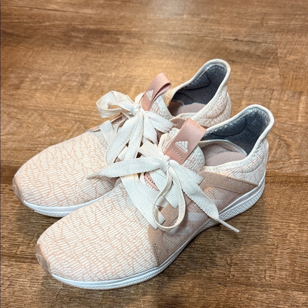 Adidas Women's Light Pink Textured Sneakers